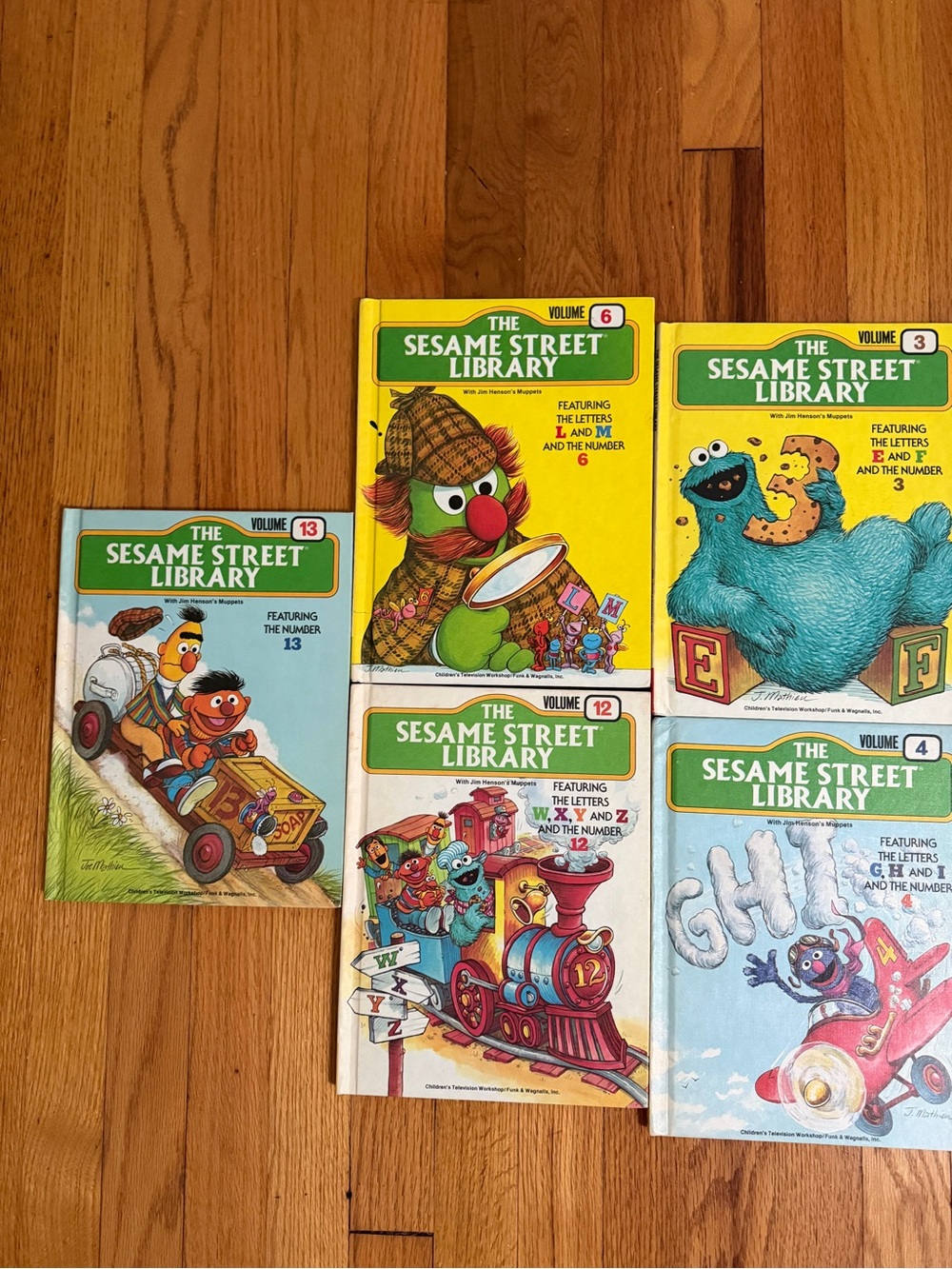 Sesame Street Library Book Set - Yellow, Blue, Green Covers